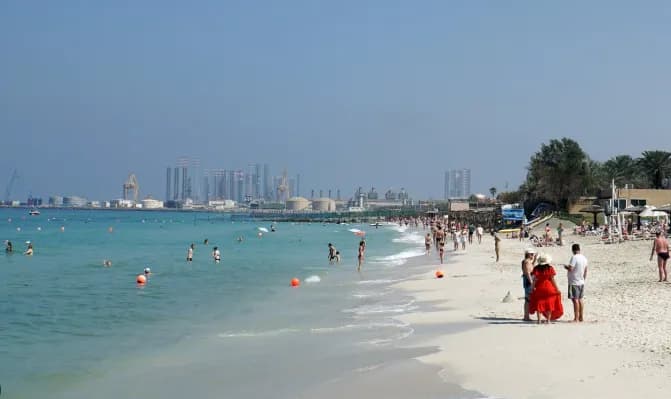 Lou Lou Beach
